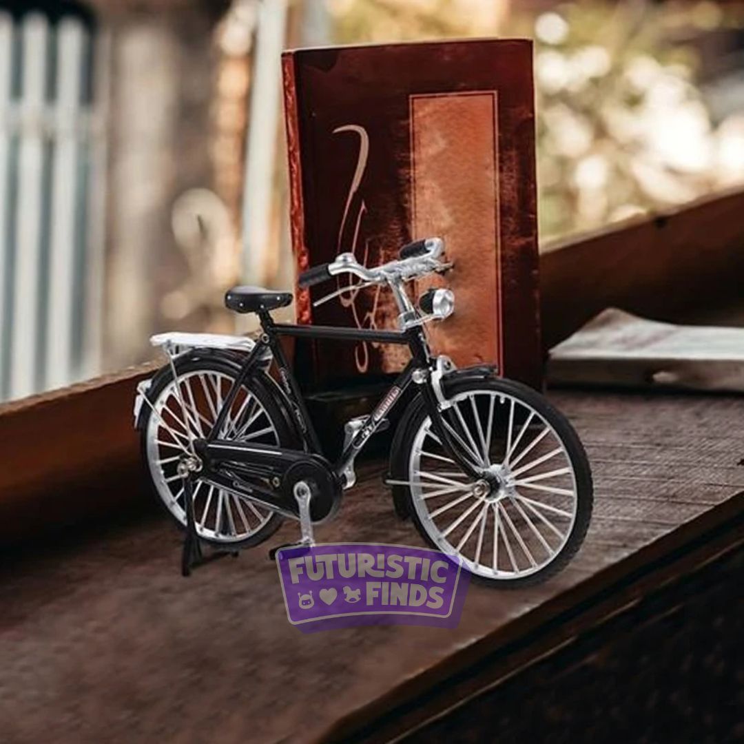 Retro Alloy Bicycle Diecast Model – 1:10 Scale