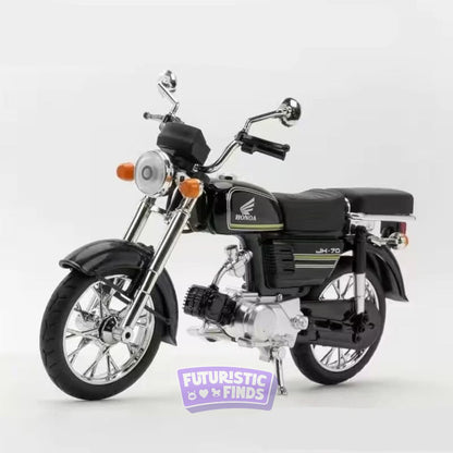 Honda 70 Diecast Motorcycle Model – 1:10 Scale